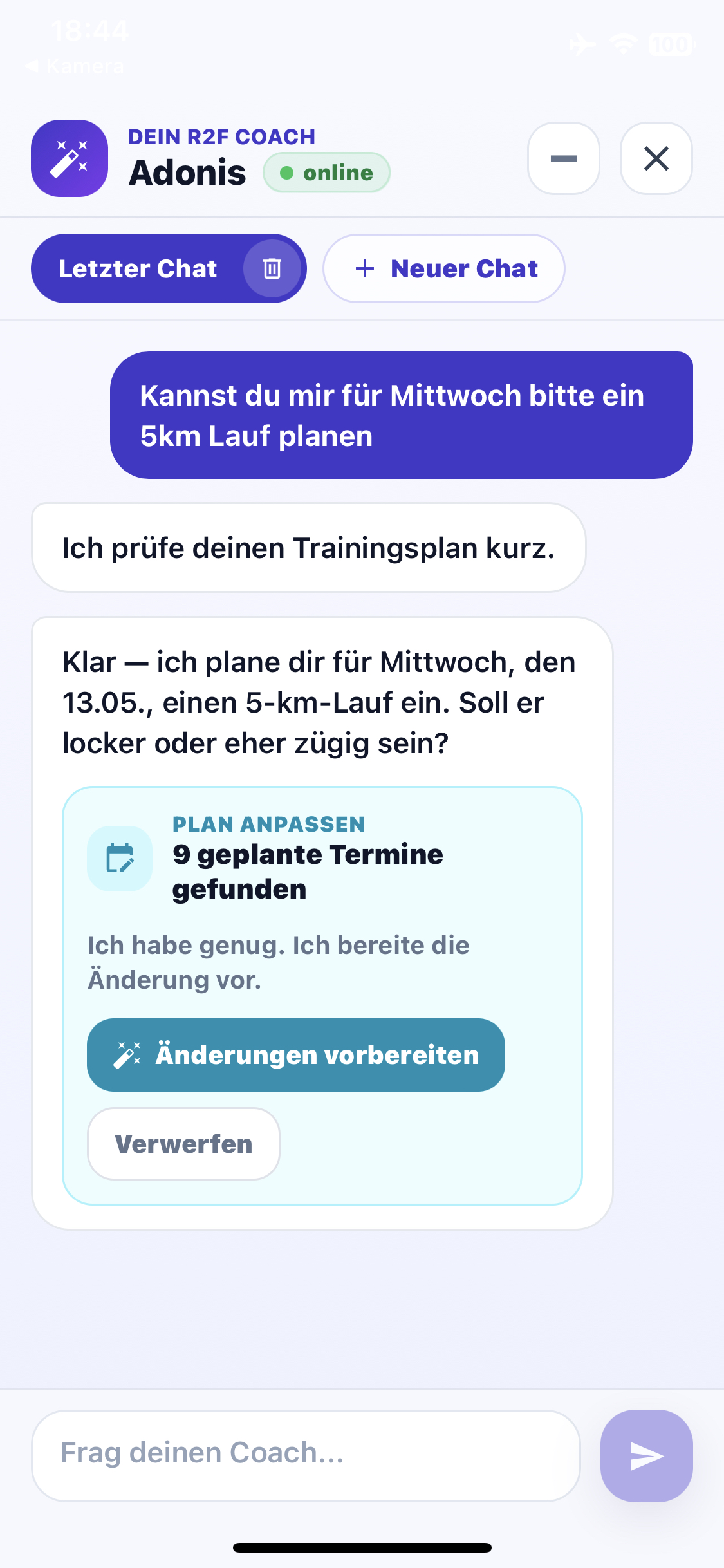 Adonis passt einen Trainingsplan an